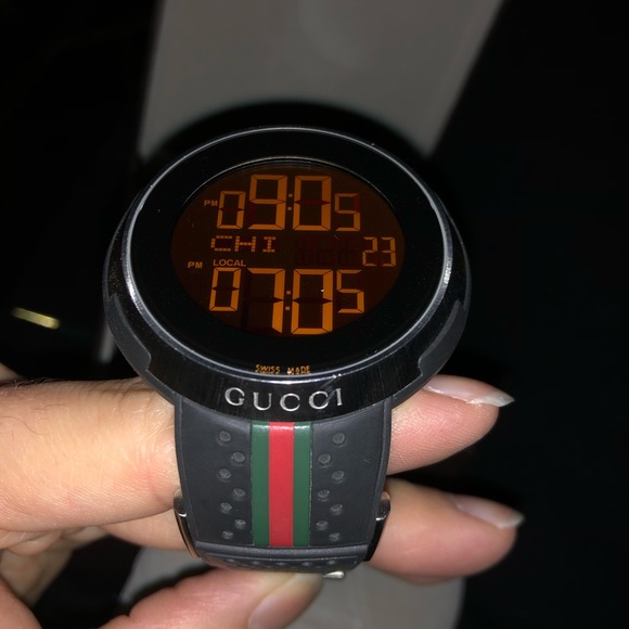 gucci digital watch